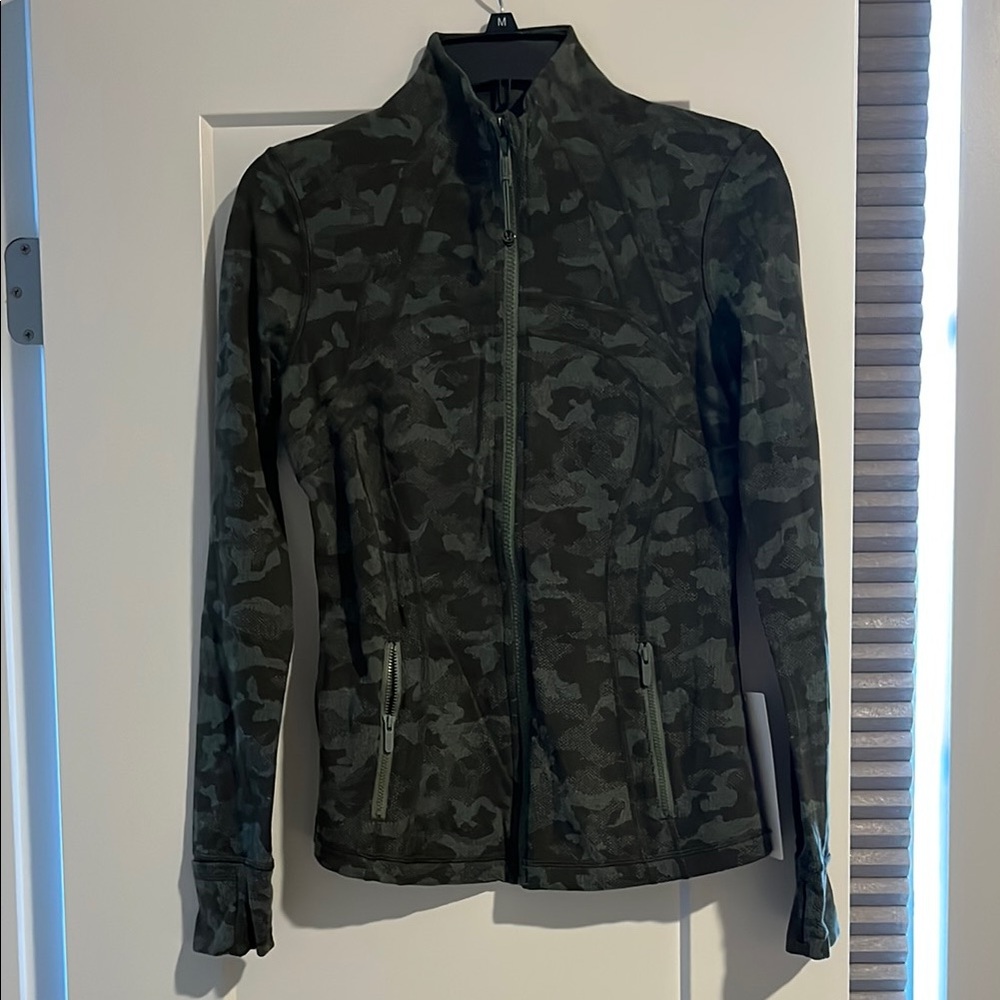 NWT lululemon define jacket